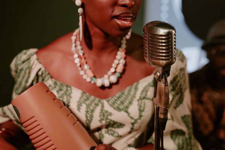 What Makes a Jazz Voice Unique?